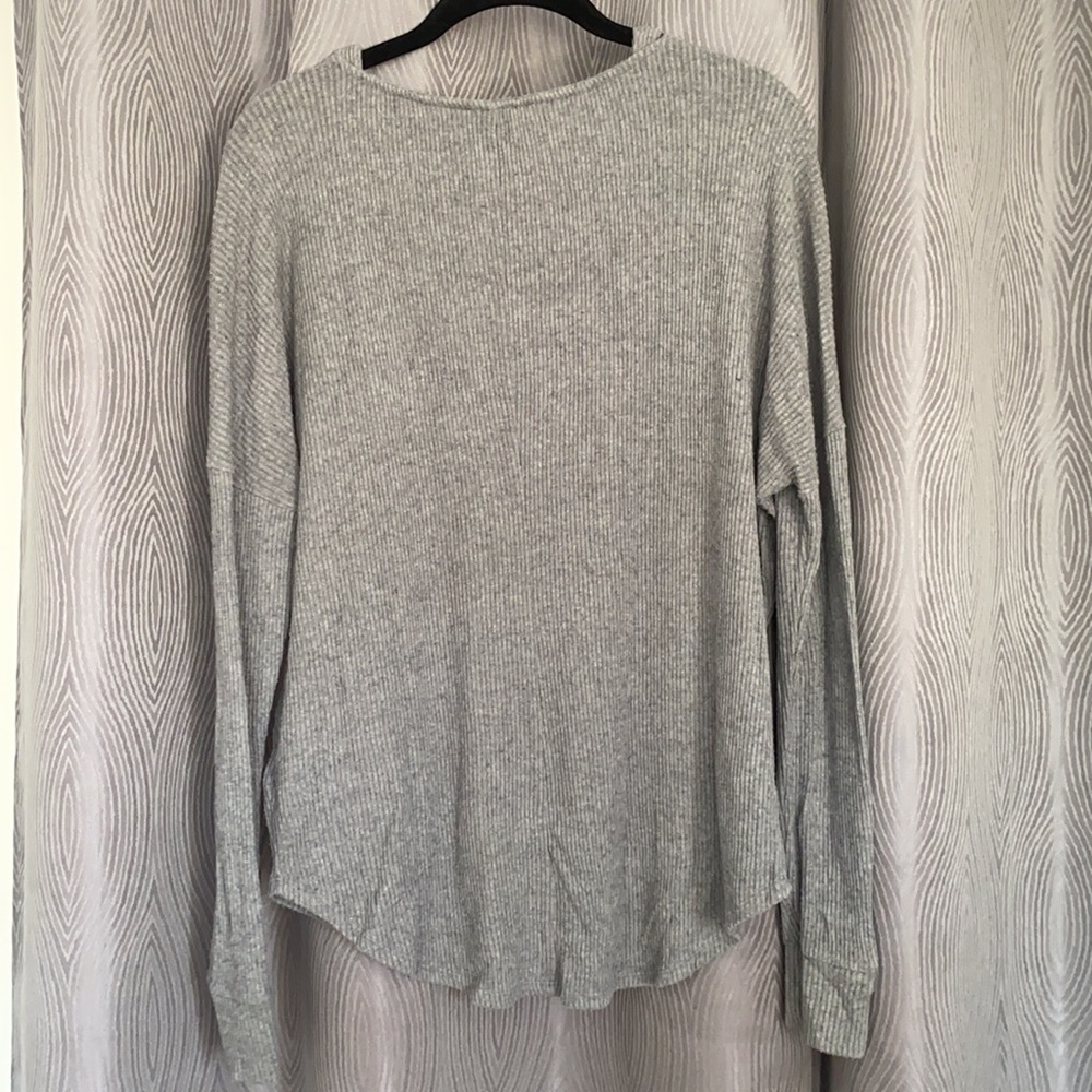 Express Grey Ribbed Long Sleeve - Picture 3 of 4